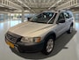 Volvo XC70 2.5 T Summum Prachtstaat ! goed onderhouden  met garantie