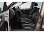 Volkswagen Tiguan 1.4 TSI R-Line Edition 2015 | Trekhaak Uitklapbaar | Parkeersensoren | Achteruitrij Camera | Elektrische Stoel | Navigatie | Cruise Control | Onderhoudshistorie | 2 Sleutels