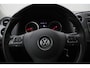 Volkswagen Tiguan 1.4 TSI R-Line Edition 2015 | Trekhaak Uitklapbaar | Parkeersensoren | Achteruitrij Camera | Elektrische Stoel | Navigatie | Cruise Control | Onderhoudshistorie | 2 Sleutels