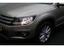 Volkswagen Tiguan 1.4 TSI R-Line Edition 2015 | Trekhaak Uitklapbaar | Parkeersensoren | Achteruitrij Camera | Elektrische Stoel | Navigatie | Cruise Control | Onderhoudshistorie | 2 Sleutels