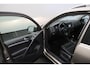 Volkswagen Tiguan 1.4 TSI R-Line Edition 2015 | Trekhaak Uitklapbaar | Parkeersensoren | Achteruitrij Camera | Elektrische Stoel | Navigatie | Cruise Control | Onderhoudshistorie | 2 Sleutels