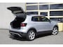 Volkswagen T-Cross 1.0 TSI Automaat! Style BJ2020 Lmv 17" | Led V+A | Pdc | Trekhaak | Keyless entry | App-Connect | Navi | Virtual cockpit | Climate control | Cruise control | Extra getint glas