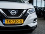 Nissan Qashqai 1.2 Tekna | 1e Eigenaar | Trekhaak | Bose HiFi Audio | Parelmoer White | Panoramadak | Stoelverwarming | Dode Hoek Detectie | 360 Camera | Navigatie | Climate Control | Cruise Control | Origineel Nederlands |