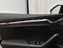 Skoda Octavia Combi 1.0 e-TSI DSG Business Edition Plus Panoramadak Alcantara Camera Sfeerverlichting