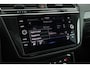 Volkswagen Tiguan 1.4 TSI 245pk eHybrid R-Line Business+ Trekhaak 360Camera Keyless Stoelverwarming Virtual Cockpit Navigatie Panoramadak
