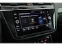 Volkswagen Tiguan 1.4 TSI 245pk eHybrid R-Line Business+ Trekhaak 360Camera Keyless Stoelverwarming Virtual Cockpit Navigatie Panoramadak