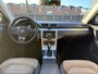 Volkswagen Passat 1.4 TSI Highline BlueMotion_LEER-NAVI_NETTE AUTO!!