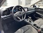 Volkswagen Golf 1.5 TSI Style / Memory Seat / Stuur + Stoelverwarming / Parkeersensoren V+A / Full-LED / App-Connect