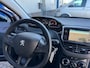 Peugeot 208 1.2 VTi Blue Lease | Navi | Trekhaak | 17 Inch | 5Drs