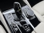 BMW 5-Serie Touring 530e High Executive M-SPORT INDIVIDUAL / Dealer Onderhouden / Harman Kardon / 1.700 kg Trekgewicht / Elektrische Verstelbare Stoelen / Stoelverwarming / Parkeersensoren Voor en Achter / Elek. Achterklep / Navigatie /