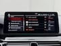 BMW 5-Serie Touring 530e High Executive M-SPORT INDIVIDUAL / Dealer Onderhouden / Harman Kardon / 1.700 kg Trekgewicht / Elektrische Verstelbare Stoelen / Stoelverwarming / Parkeersensoren Voor en Achter / Elek. Achterklep / Navigatie /