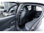 Peugeot 208 1.2 PureTech 101PK | GT-Line | Apple CarPlay | Nieuwe Distributie | 360 Graden Camera | 17" LM Velgen | LED | Climate Control |