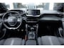 Peugeot 208 1.2 PureTech 101PK | GT-Line | Apple CarPlay | Nieuwe Distributie | 360 Graden Camera | 17" LM Velgen | LED | Climate Control |