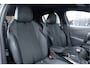 Peugeot 208 1.2 PureTech 101PK | GT-Line | Apple CarPlay | Nieuwe Distributie | 360 Graden Camera | 17" LM Velgen | LED | Climate Control |