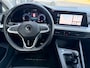 Volkswagen Golf 1.0 TSI / Apple CarPlay-Android / LEDER interieur + Stuur / Licht & Zicht Pakket / ALL-Season / 1e Eigenaar
