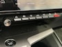 Peugeot e-308 GT 54 kWh | Panorama schuif -kantel dak | AGR stoel | Massage | Stoelverwarming | 360* Camera | Navigatie | CarPlay |