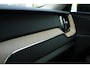Volvo XC60 2.0 T6 Plug-in hybrid AWD Plus Dark | Lichtmetalen Velgen 19" | Allseason Banden | Trekhaak Elektrisch Uitklapbaar | Elektrisch Glazen Panorama-Dak | 360 Rondomzicht Camera | head-up Display | Stoelen Voor / Achter + Stuurwiel Verwarmend | Pilot Assist
