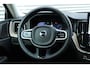 Volvo XC60 2.0 T6 Plug-in hybrid AWD Plus Dark | Lichtmetalen Velgen 19" | Allseason Banden | Trekhaak Elektrisch Uitklapbaar | Elektrisch Glazen Panorama-Dak | 360 Rondomzicht Camera | head-up Display | Stoelen Voor / Achter + Stuurwiel Verwarmend | Pilot Assist