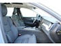 Volvo XC60 2.0 T6 Plug-in hybrid AWD Plus Dark | Lichtmetalen Velgen 19" | Allseason Banden | Trekhaak Elektrisch Uitklapbaar | Elektrisch Glazen Panorama-Dak | 360 Rondomzicht Camera | head-up Display | Stoelen Voor / Achter + Stuurwiel Verwarmend | Pilot Assist