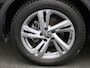 Volkswagen T-Roc 1.5 TSI R-Line 150 PK| Trekhaak Afneembaar | Navigatie | LED Plus | Stoelverwarming | Artvelours Interieur | Parkeersensoren Voor & Achter
