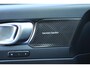 Volvo XC40 T4 Plug-in hybrid Plus Dark Semi Elektrische trekhaak | Verwarmbare Voorstoelen En Stuurwiel | Adaptieve Cruise Control | Apple carplay/Android auto | Achteruitrijcamera | Keyless