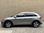 Kia Niro Hybrid 1.6 GDi PHEV DynamicPlusLine | Lederen bekleding | Trekhaak | Navigatie | Camera | Adaptieve cruise | Lane assist | Apple CarPlay / Android Auto | Stoelverwarming voor&achter | Stuurverwarming | Climate control | Volledig onderhouden