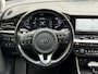 Kia Niro Hybrid 1.6 GDi PHEV DynamicPlusLine | Lederen bekleding | Trekhaak | Navigatie | Camera | Adaptieve cruise | Lane assist | Apple CarPlay / Android Auto | Stoelverwarming voor&achter | Stuurverwarming | Climate control | Volledig onderhouden
