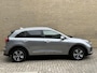 Kia Niro Hybrid 1.6 GDi PHEV DynamicPlusLine | Lederen bekleding | Trekhaak | Navigatie | Camera | Adaptieve cruise | Lane assist | Apple CarPlay / Android Auto | Stoelverwarming voor&achter | Stuurverwarming | Climate control | Volledig onderhouden