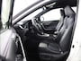 Toyota RAV4 2.5 Hybrid AWD Bi-Tone | Trekhaak | 1650kg trekvermogen | Stoel en stuurwiel verwarming |