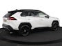 Toyota RAV4 2.5 Hybrid AWD Bi-Tone | Trekhaak | 1650kg trekvermogen | Stoel en stuurwiel verwarming |