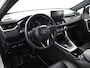 Toyota RAV4 2.5 Hybrid AWD Bi-Tone | Trekhaak | 1650kg trekvermogen | Stoel en stuurwiel verwarming |