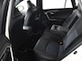 Toyota RAV4 2.5 Hybrid AWD Bi-Tone | Trekhaak | 1650kg trekvermogen | Stoel en stuurwiel verwarming |