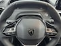 Peugeot e-208 EV Style 50 kWh | SOH 99,1% | parkeersensoren | Stoelverwarming | Navigatie | 16"LMV | Climate | AUTOMAAT | LED Koplampen |