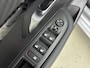 Peugeot e-208 EV Style 50 kWh | SOH 99,1% | parkeersensoren | Stoelverwarming | Navigatie | 16"LMV | Climate | AUTOMAAT | LED Koplampen |