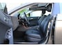 Mercedes-Benz CLS 280 Uniek 16.572 KM | Massage | Schuifdak | Leder | Memory | Comand | Airmatic | Xenon | Stuurwielverwarming | 19” AMG