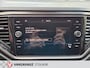 Volkswagen T-Roc 1.5 TSI Sport, Parelmoer, Zwart dak, Camera, Trekhaak, Navigatie.