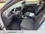 Volkswagen T-Roc 1.5 TSI Sport, Parelmoer, Zwart dak, Camera, Trekhaak, Navigatie.