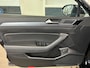 Volkswagen Passat Variant 1.4 TSI Connected Series r-line + STOELVERWARMING !!
