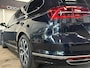 Volkswagen Passat Variant 1.4 TSI Connected Series r-line + STOELVERWARMING !!