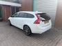 Volvo V60 2.4 D5 Twin Engine R-Design Bj:2015 NAP!