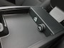 Volvo V60 2.0 T6 Recharge AWD R-Design Panoramadak Navigatie Apple Carplay/Android Auto Camera Parkeersensoren Stoel- en stuurverwarming Cruise Control Blind Spot Assist Virtual Cockpit Climate Control