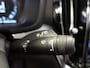 Volvo V60 2.0 T6 Recharge AWD R-Design Panoramadak Navigatie Apple Carplay/Android Auto Camera Parkeersensoren Stoel- en stuurverwarming Cruise Control Blind Spot Assist Virtual Cockpit Climate Control