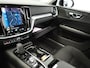 Volvo V60 2.0 T6 Recharge AWD R-Design Panoramadak Navigatie Apple Carplay/Android Auto Camera Parkeersensoren Stoel- en stuurverwarming Cruise Control Blind Spot Assist Virtual Cockpit Climate Control
