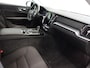 Volvo V60 2.0 T6 Recharge AWD R-Design Panoramadak Navigatie Apple Carplay/Android Auto Camera Parkeersensoren Stoel- en stuurverwarming Cruise Control Blind Spot Assist Virtual Cockpit Climate Control