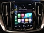 Volvo V60 2.0 T6 Recharge AWD R-Design Panoramadak Navigatie Apple Carplay/Android Auto Camera Parkeersensoren Stoel- en stuurverwarming Cruise Control Blind Spot Assist Virtual Cockpit Climate Control