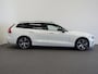 Volvo V60 2.0 T6 Recharge AWD R-Design Panoramadak Navigatie Apple Carplay/Android Auto Camera Parkeersensoren Stoel- en stuurverwarming Cruise Control Blind Spot Assist Virtual Cockpit Climate Control