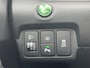 Honda CR-V 2.0 Comfort / Trekgewicht (1.700KG) / Voorstoelen Verwarmd / Airco / Navigatie / Start-Stop Systeem / 17'' Lichtmetalen Velgen / Cruise Control / Bluetooth Telefoon Verbinding /