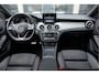 Mercedes-Benz GLA 180 Aut. 123PK | Business Solution AMG | Night Upgrade | Org. NL | Dealeronderhouden | 19" LM Velgen | Navigatie | Achteruitrijcamera | Climate Control | Stoelverwarming |