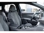 Peugeot 3008 1.2 PureTech 131PK Aut. | Allure | Navigatie incl. Apple CarPlay | 360 Graden Camera | Stoelverwarming | 18" LM Velgen |