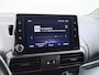 Opel Combo 1.5D 131PK Automaat L2H1 Navi Airco Pdc Dakdragers Apple Carplay Android Auto Cruise DAB Edition Schuifdeur Betonplex Wandbetimmering Bott Inbouwkast Regen-Lichtsensor 1e Eigenaar Origineel Nederlandse Bedrijfswagen